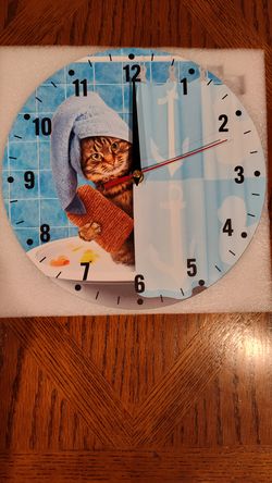Funny Bathing Cat Wall Clock Silent Non Ticking Round Battery Operated Blue Desk Clock for Living Room Bedroom Bathroom Home Kitchen Decor