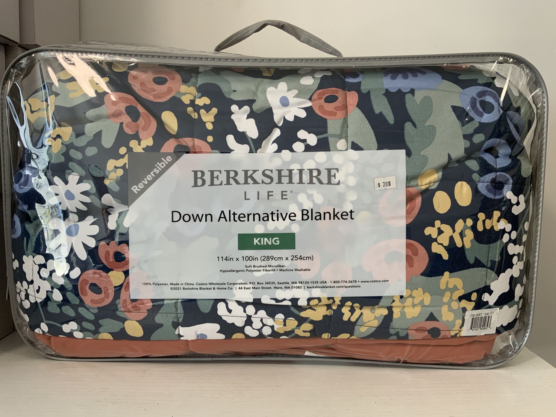 Down Alternative Blanket, Reversible,114in X 100in (king) Berkshire Life