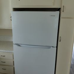 Refrigerator Brand New 