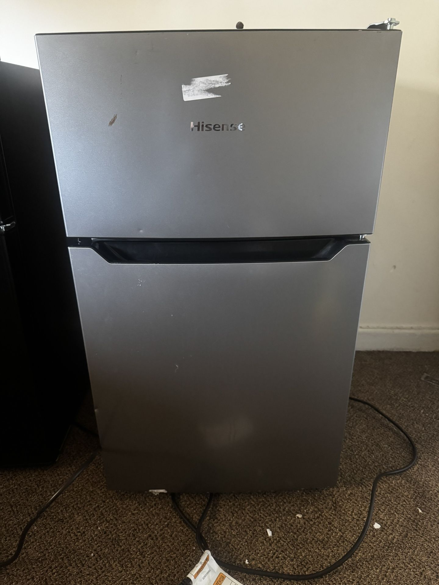 Hisense Mini Fridge With Freezer