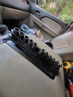 Snap On 12pc but miing the 14mm Metric Semi Deep Impact Socket Set 8-19mm  in magnetic tray