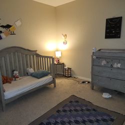 Crib Bed With Dresser (With Changing Table)