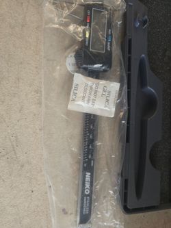 Digital caliper