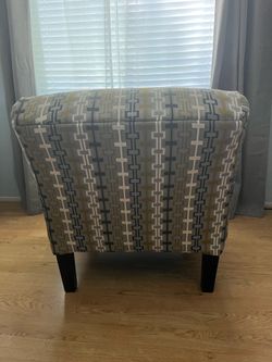 Accent chair