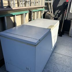 Kenmore Elite Heavy Duty Chest Freezer Works Great 