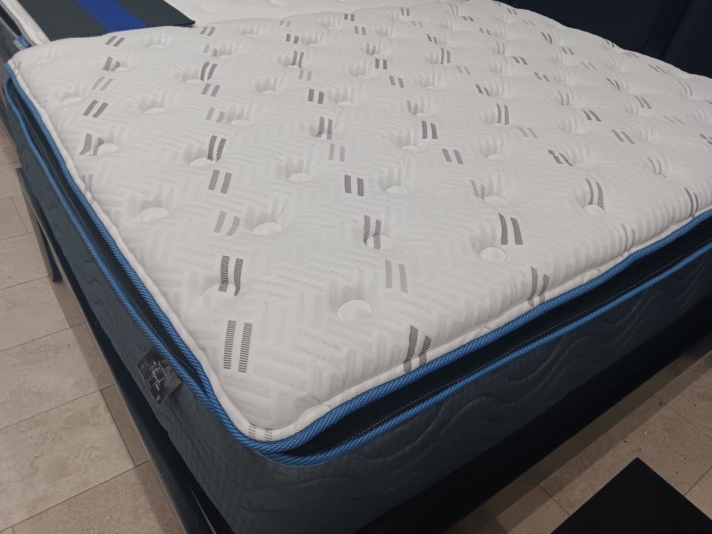 *Weekend Special!!!*---Hudson Bay Ultra Soft Queen/King Mattresses---From $699!!!---Delivery/$10 Down Financing🫡