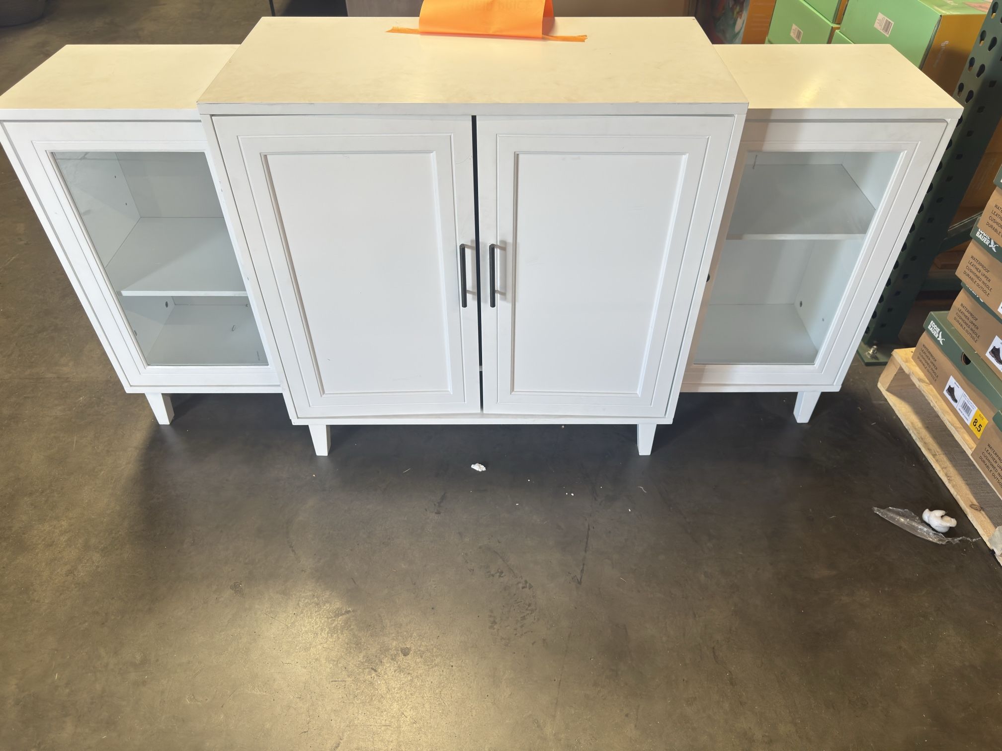 White Modern Buffet / Sideboard Cabinet with Glass Doors