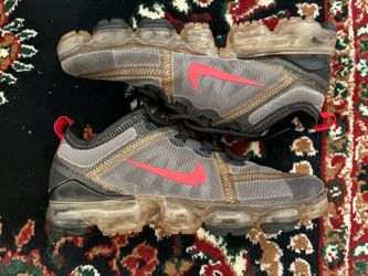 Nike Air Max Vapormax size 10 Women’s