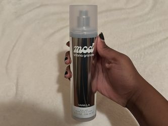 Ariana Grande Perfume 