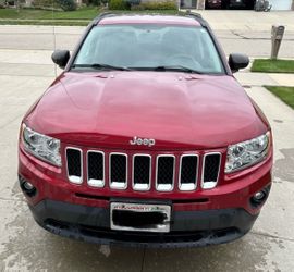 Jeep Compass Latitude SUV