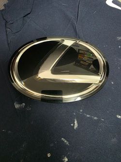 Lexus RX 350 Emblem