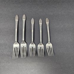 1847 Rogers Bros IS "FIRST LOVE" Silverplate Forks 1937  - Vintage Lot of 5