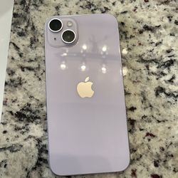 iphone 14 plus with case