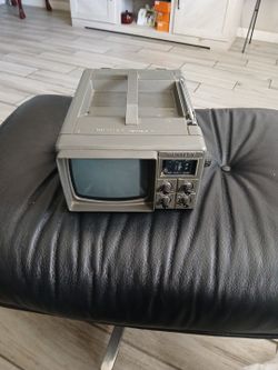 Bentley Portable Tv