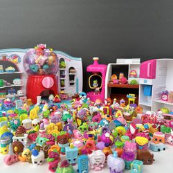 Colossal Bundle Of SHOPKINS TOYS 380+ Pieces - Figures, Houses, Dolls, Shops, So Much!!