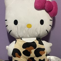 Hello Kitty Plushie 