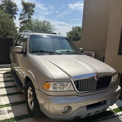 2000 Lincoln Navigator