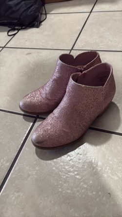 Girls size 2 boots