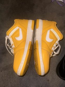 Nike x Supreme ‘World Famous’ Air Force 2 collab  size 8.5