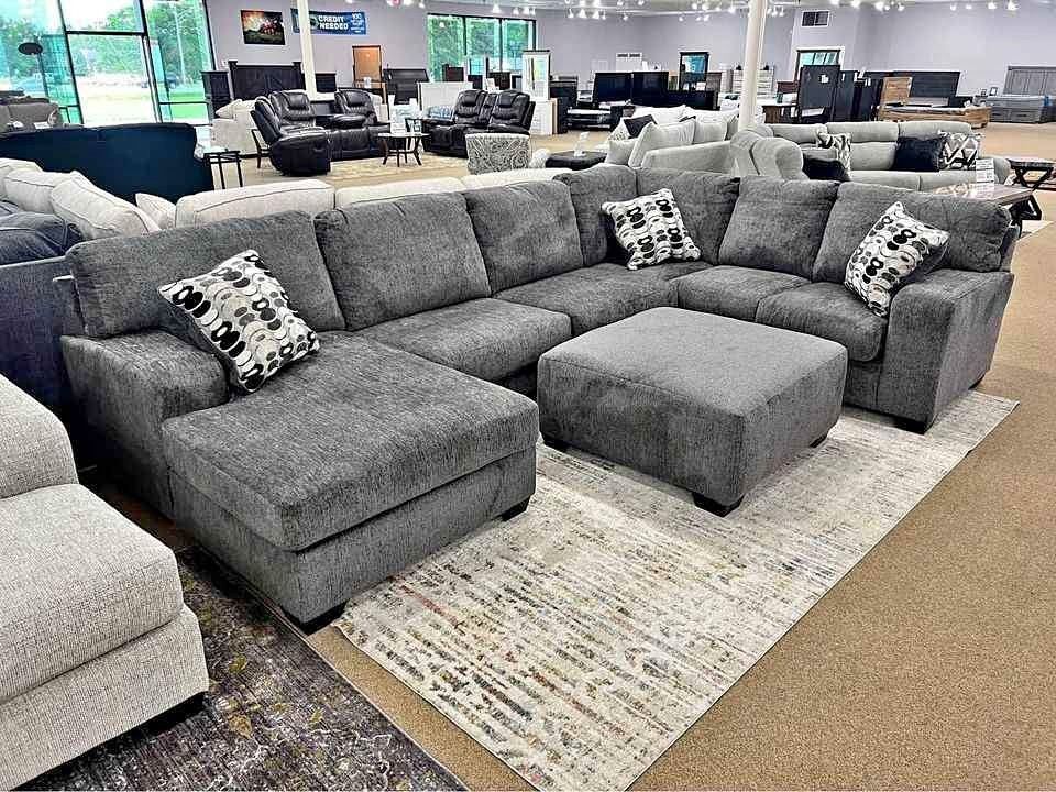 🏎️ New🏎️$20 Down Payment Finance 🏎️Ballinasloe 3 Piece Sectional and Ottoman