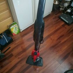 HAAN BS20 Versa Turbo Steam Pro Cleaner red stand up steamer
