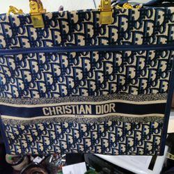CHRISTIAN DIOR HAND BAG