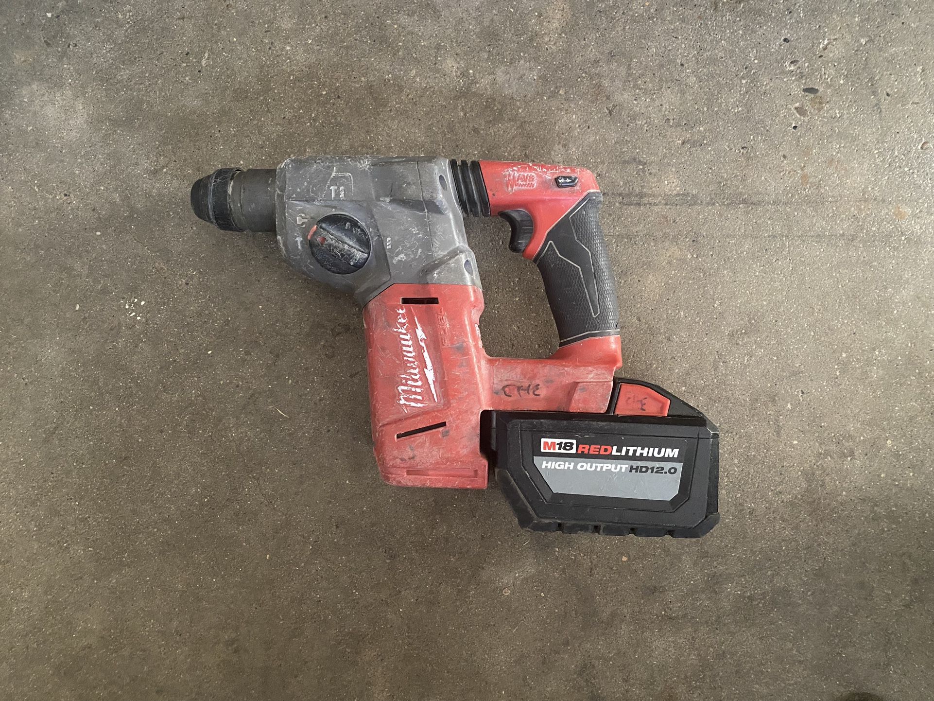 Milwaukee Rotary Hammer