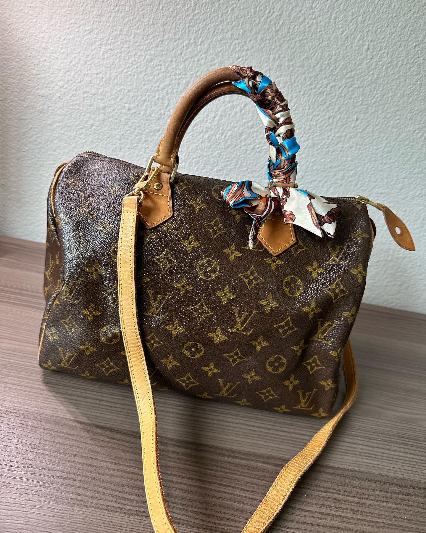 Authentic Louis Vuitton Speedy 30 Pictures and Date Code 