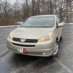2005 Toyota Sienna Xle 50,000 Mile Motor 