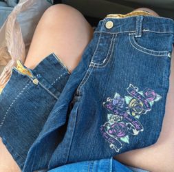 Girls size 6 jeans by maroeoko