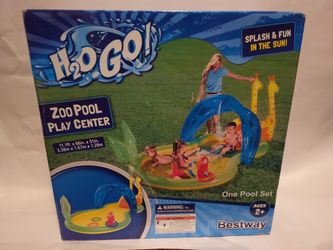 Zoo Pool Play Center
