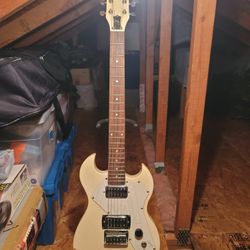 First Act Adam Levine 222 Electric Guitar White