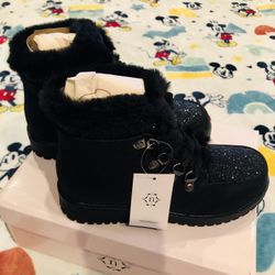 Nanette Lepore Girls Boots With Fur Size 1