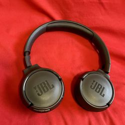 JBL Tune 660 On Ear Wireless Headphones 