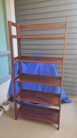Wood foldable bookshelf