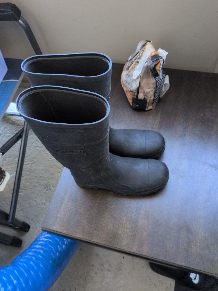 Steel Toe Rubber Boots