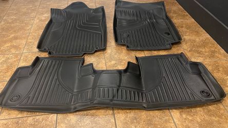 Floor Mats 2023-2026 Honda CR-V Non-Hybrid