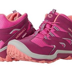 MERRELL HIKING BOOTS