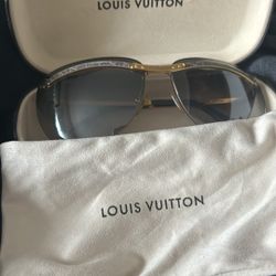 Louis Vuitton Sun glasses