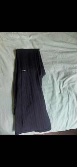 Alo Leggings
