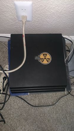 selling my 2 ps4 pros