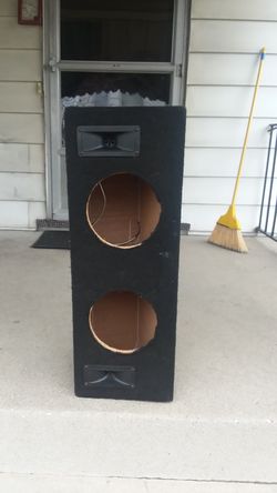 8inch speaker with 2 tweaters included in great condition only 20$