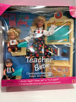 1995 Teacher Barbie Doll Set By Mattel Teacher, 2 Students & Classroom See Desc!