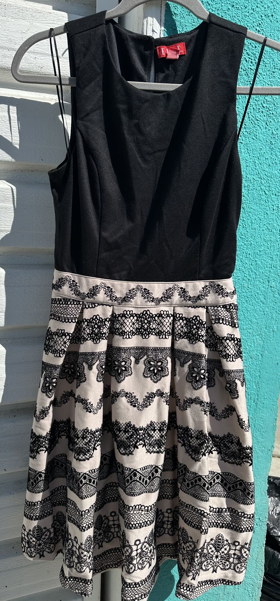 Black/beige Dress