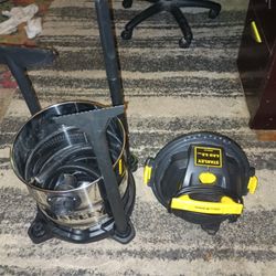 Stanley 6 Gallon Stainless Steel Wet Dry Vac New
