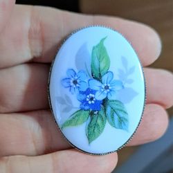 Vintage Rosenthal Marktredowitz "Forget Me Not" Flower Brooch