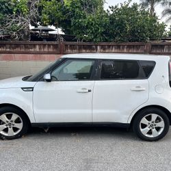 2017 KIA Soul