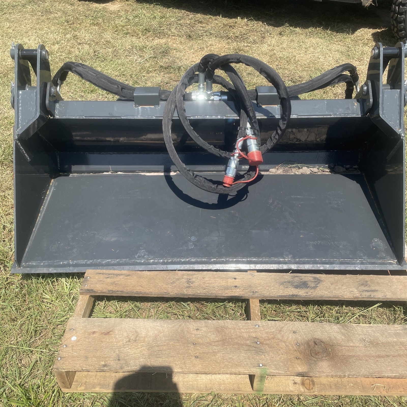 New Wolverine 50" 4 in 1 Combination Bucket for Mini Skid Steer * Quick Attach