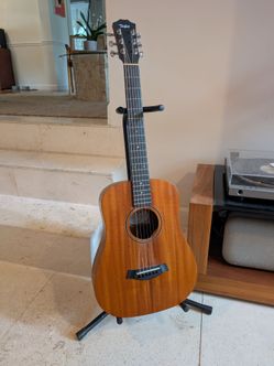 Taylor Baby BT2 Acoustic Guitar