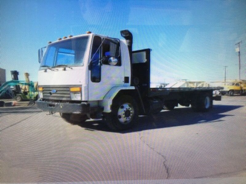 1997 Ford CF 8000 24’ Steel Flatbed Cummins Diesel
